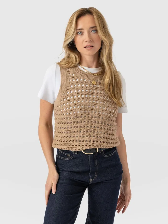 Adler Sleeveless Knit 8211 Camel Camel Women Saint And Sofia Knitwear