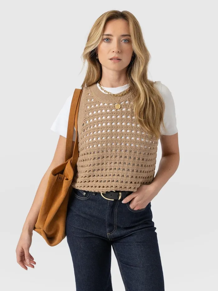 Adler Sleeveless Knit 8211 Camel Camel Women Saint And Sofia Knitwear