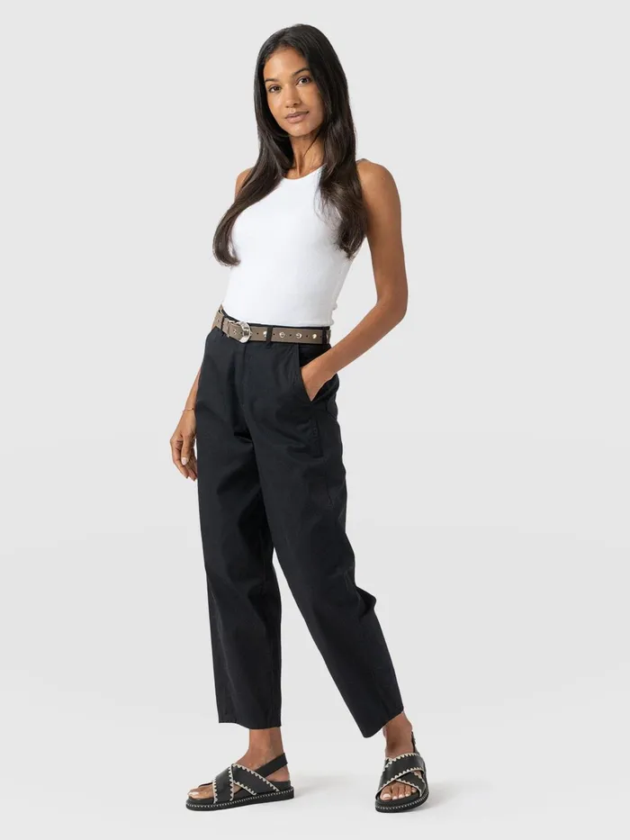Alma Barrel Leg Chino 8211 Black Black Women Saint And Sofia Pants