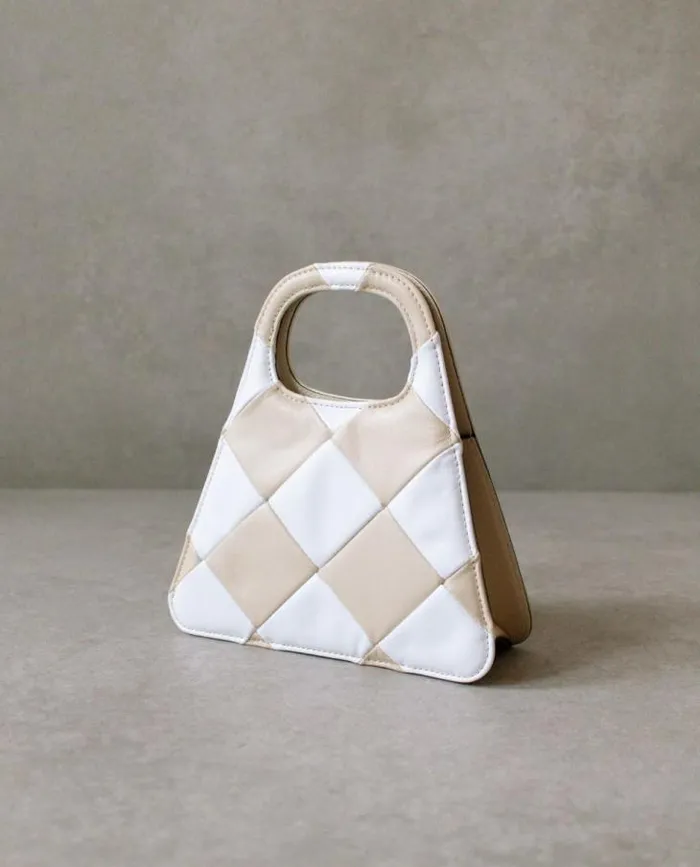 ALOHAS Bags Women The A Scacchi 8211 Beige And Cream Checkered Handbag