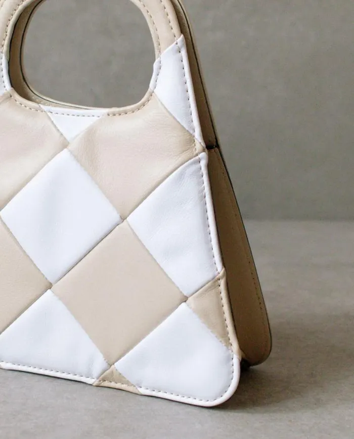 ALOHAS Bags Women The A Scacchi 8211 Beige And Cream Checkered Handbag