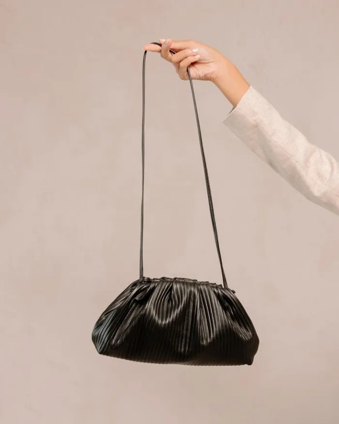 ALOHAS Bags Women The D Pleated 8211 Black Leather Bag