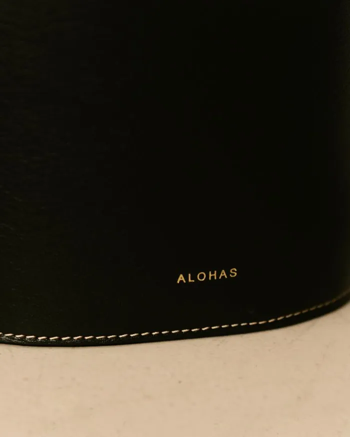 ALOHAS Bags Women The U Venti Waffle 8211 Black Leather Handbag