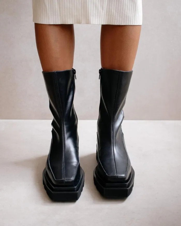 ALOHAS Boots Women Block 8211 Black Leather Boots