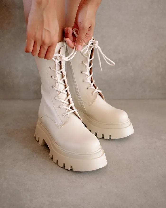 ALOHAS Boots Women Globetrotter 8211 White Leather Boots