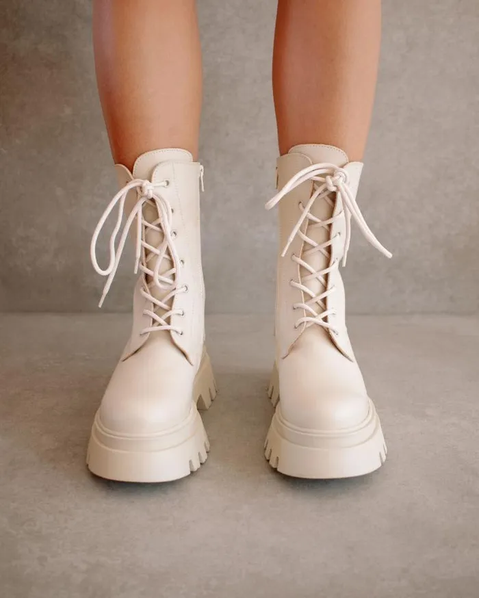 ALOHAS Boots Women Globetrotter 8211 White Leather Boots