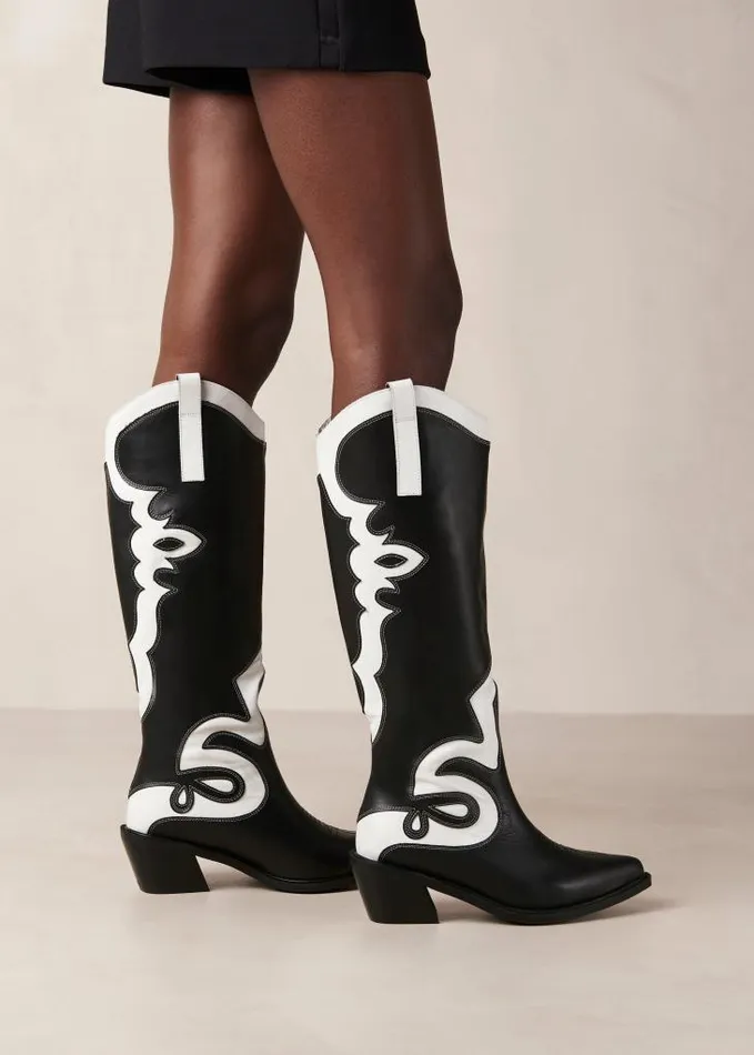 ALOHAS Boots Women Mount Dallas 8211 Black And White Leather Boots