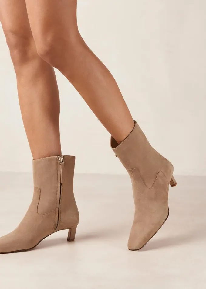 ALOHAS Boots Women Nash 8211 Beige Heeled Ankle Boots