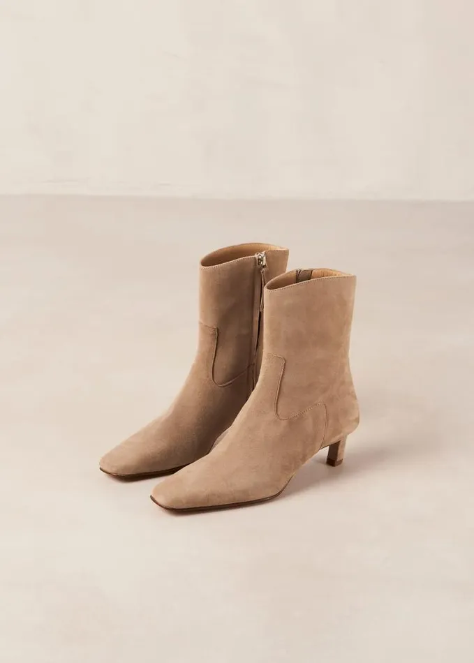 ALOHAS Boots Women Nash 8211 Beige Heeled Ankle Boots