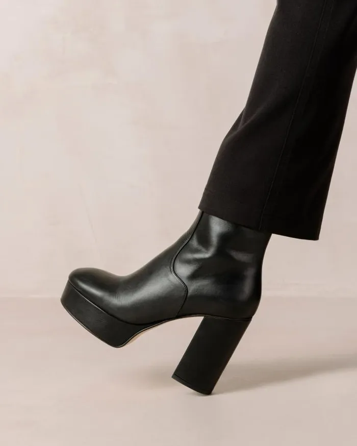 ALOHAS Boots Women Thunder 8211 Black Leather Boots