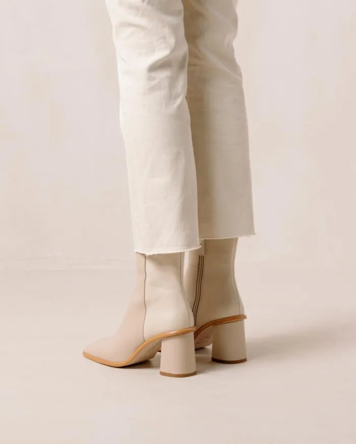 ALOHAS Boots Women West 8211 Cream And Beige Leather Boots