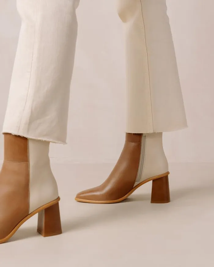 ALOHAS Boots Women West 8211 Cream And Brown Leather Ankle Boots