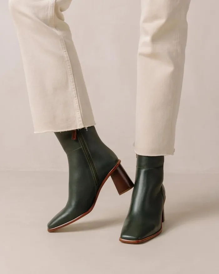 ALOHAS Boots Women West Vintage 8211 Dark Green Leather Boots