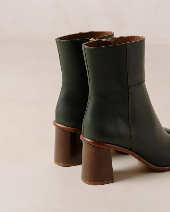 ALOHAS Boots Women West Vintage 8211 Dark Green Leather Boots