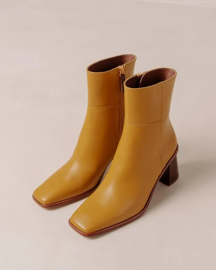 ALOHAS Boots Women West Vintage 8211 Yellow Leather Boots