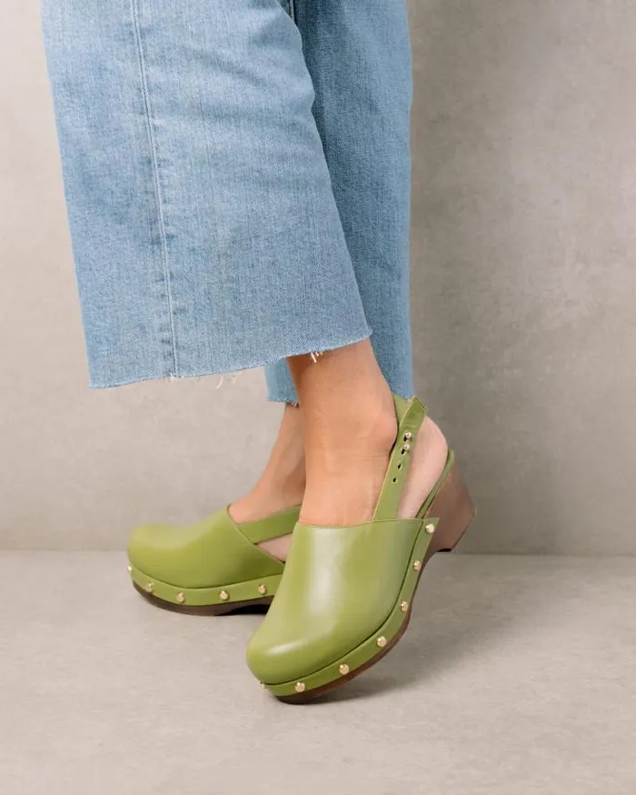 ALOHAS Clogs Women Vinyl 8211 Green Leather Clogs