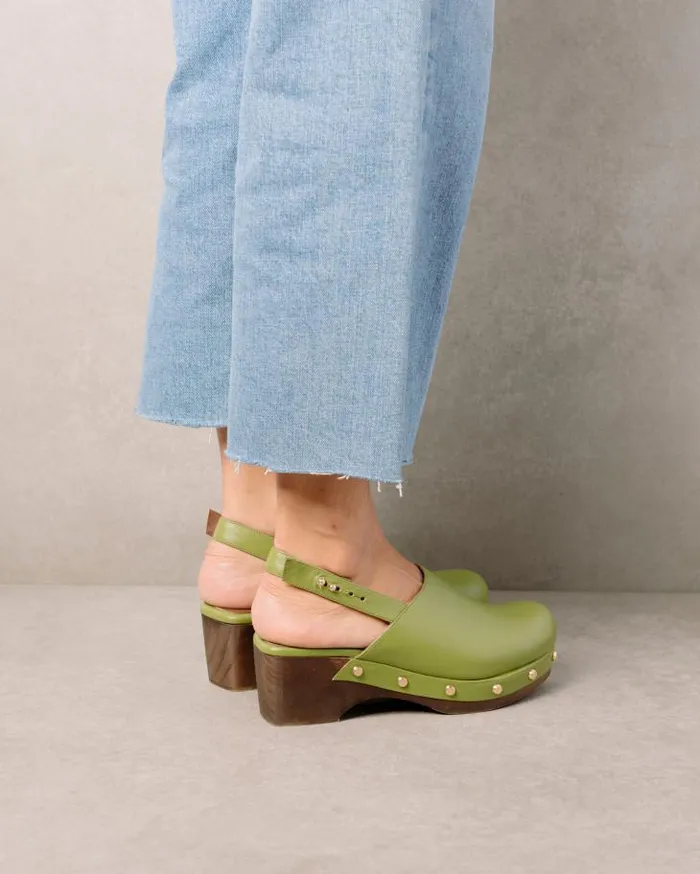 ALOHAS Clogs Women Vinyl 8211 Green Leather Clogs