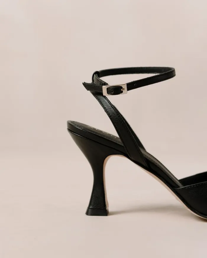 ALOHAS Heels Women Cinderella 8211 Black And White Leather Pumps