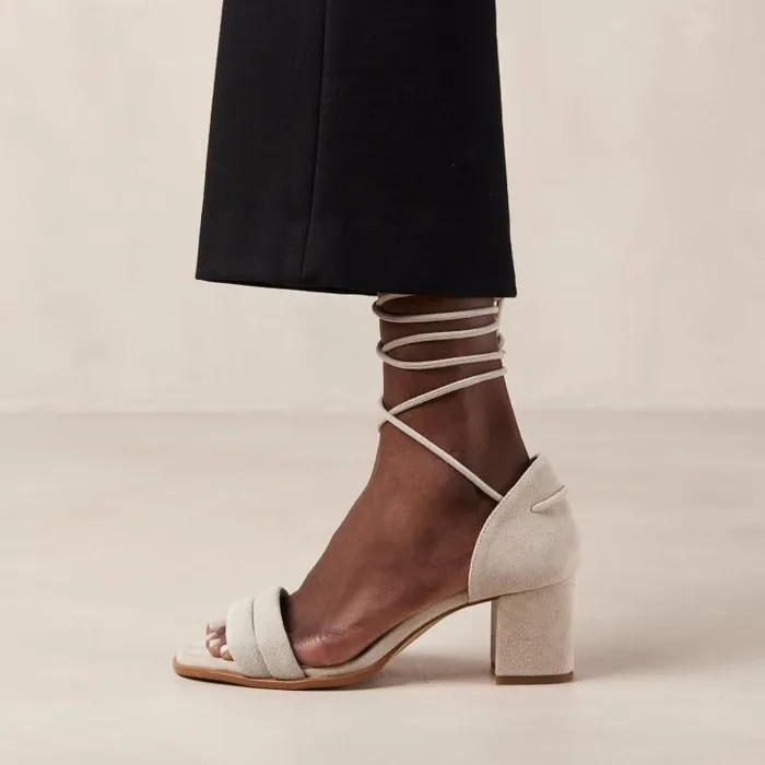 ALOHAS Heels Women Dakota 8211 White Suede Sandals