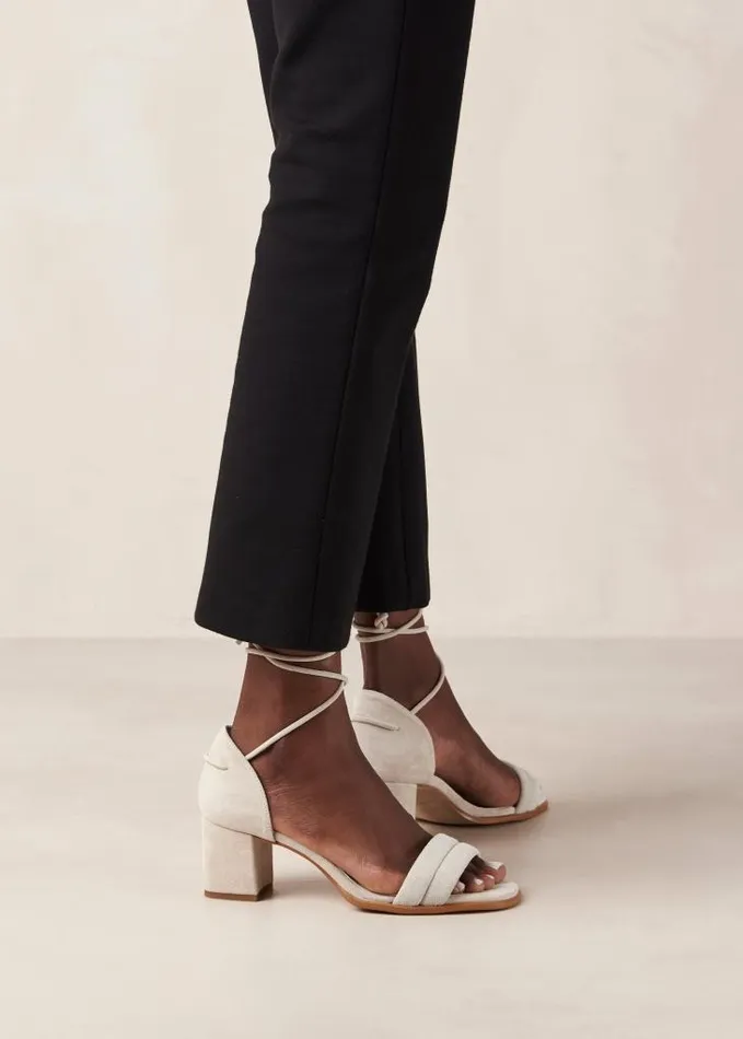 ALOHAS Heels Women Dakota 8211 White Suede Sandals