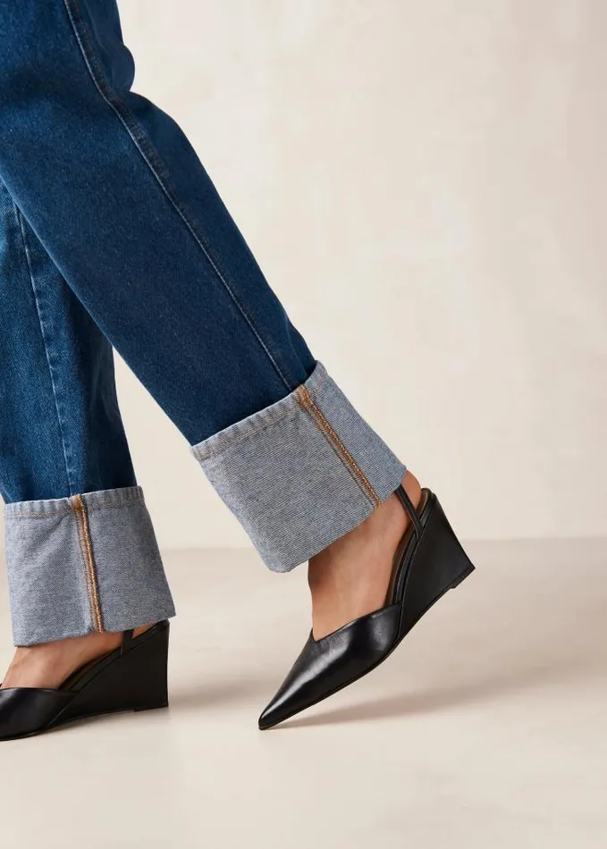 ALOHAS Heels Women Polly 8211 Black Wedge Pumps