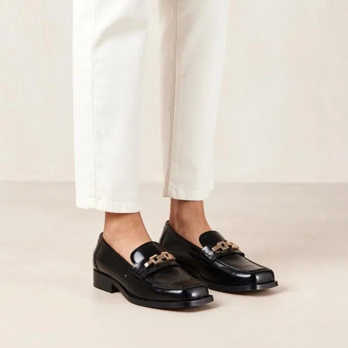 ALOHAS Loafers Women Elliot 8211 Black GoldChain Loafers
