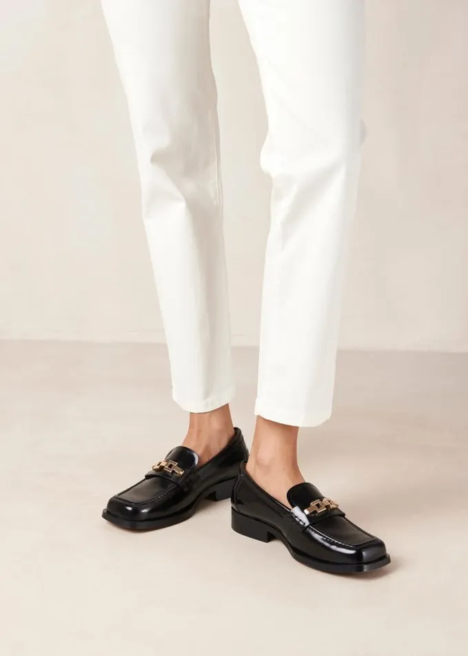 ALOHAS Loafers Women Elliot 8211 Black GoldChain Loafers