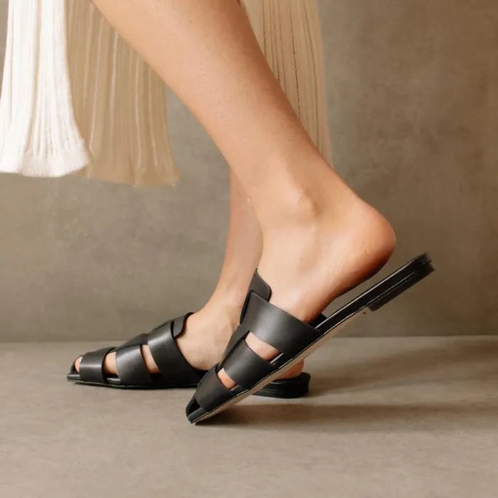 ALOHAS Mules Women Barney 8211 Black Leather Mules