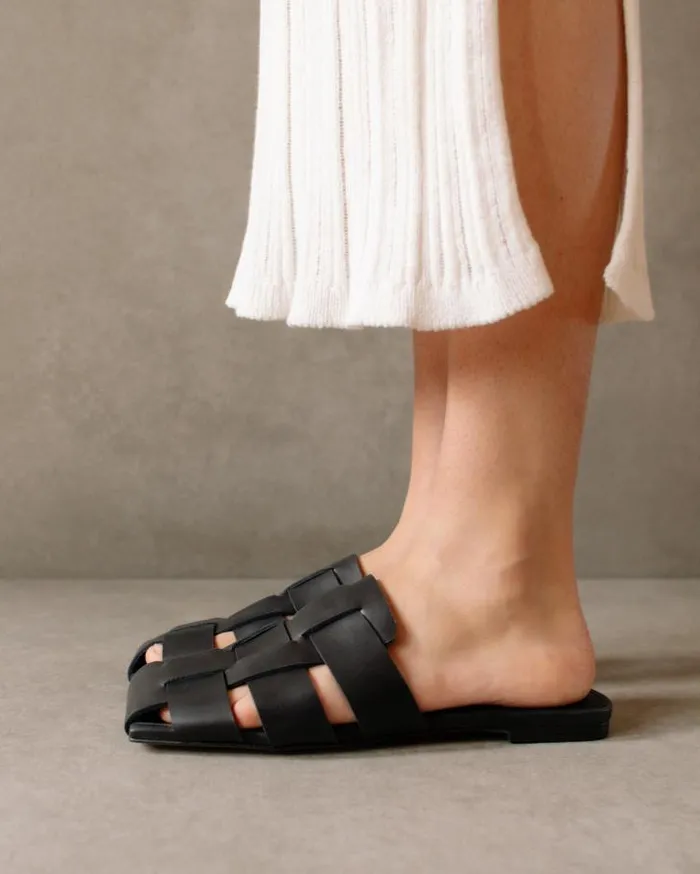 ALOHAS Mules Women Barney 8211 Black Leather Mules