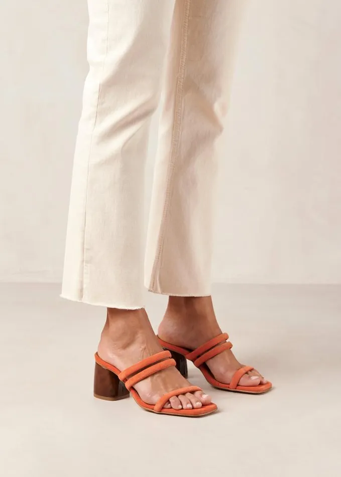 ALOHAS Mules Women Indiana 8211 Orange Leather Sandals