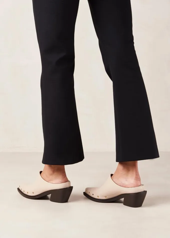 ALOHAS Mules Women Lorenzo 8211 Cream Leather Mules