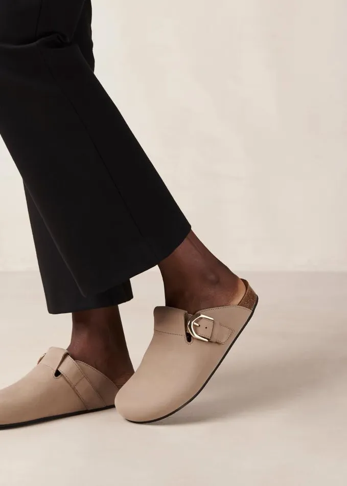 ALOHAS Mules Women Travis 8211 Grey Leather Clogs