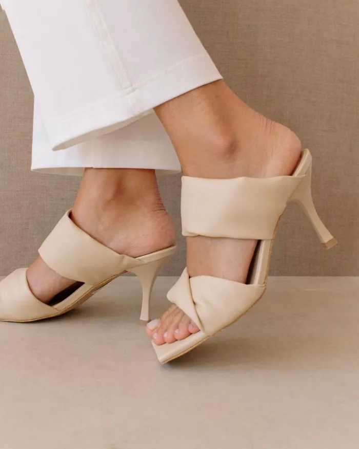 ALOHAS Mules Women Twist Strap Corn 8211 White Vegan Leather Mules