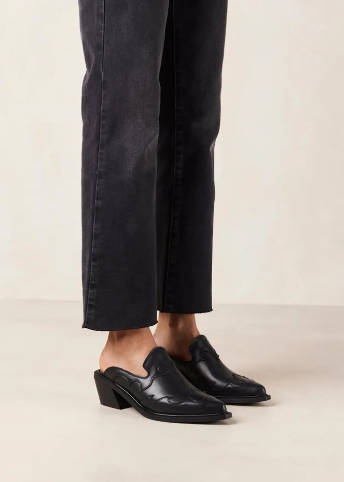 ALOHAS Mules Women Weston 8211 Black Cowboy Mules