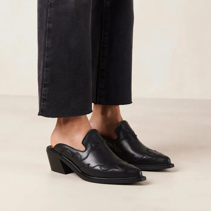 ALOHAS Mules Women Weston 8211 Black Cowboy Mules