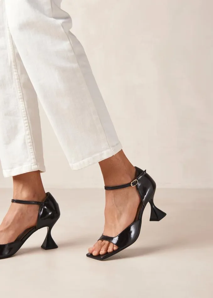 ALOHAS Pumps Women Beijos 8211 Black Patent Ankle Strap Heels