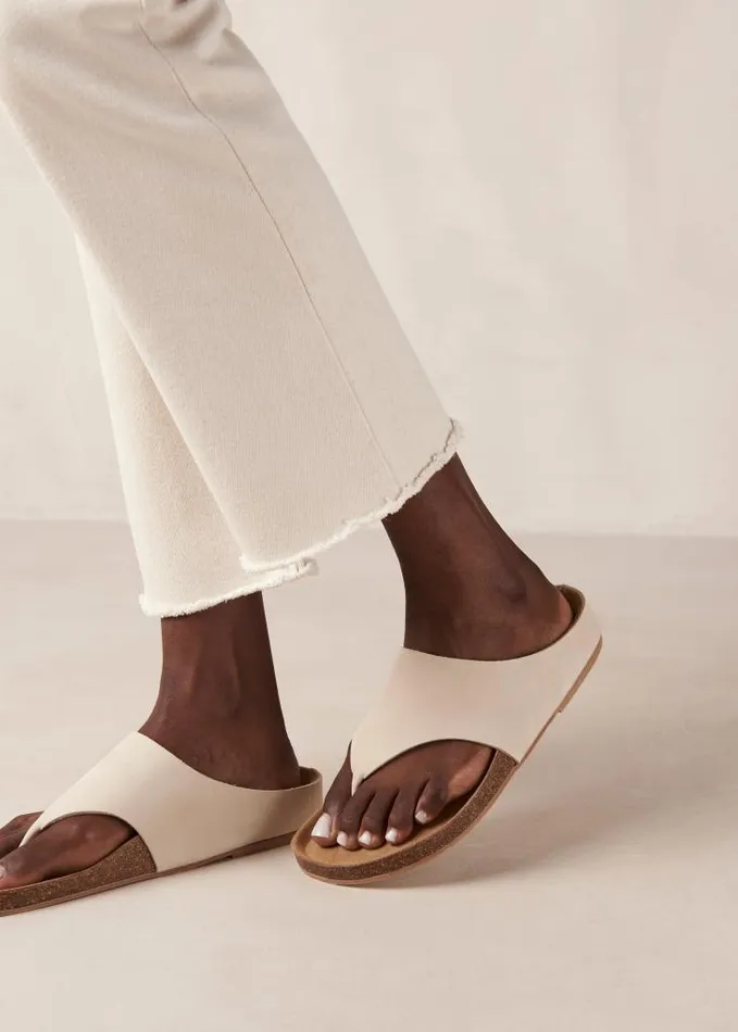 ALOHAS Sandals Women Ivy 8211 Cream Leather Thong Sandals