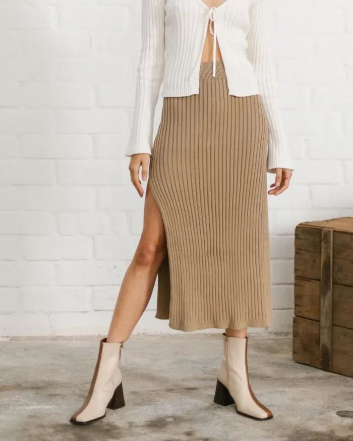 ALOHAS Skirts Women Wise 8211 Brown Knit Skirt