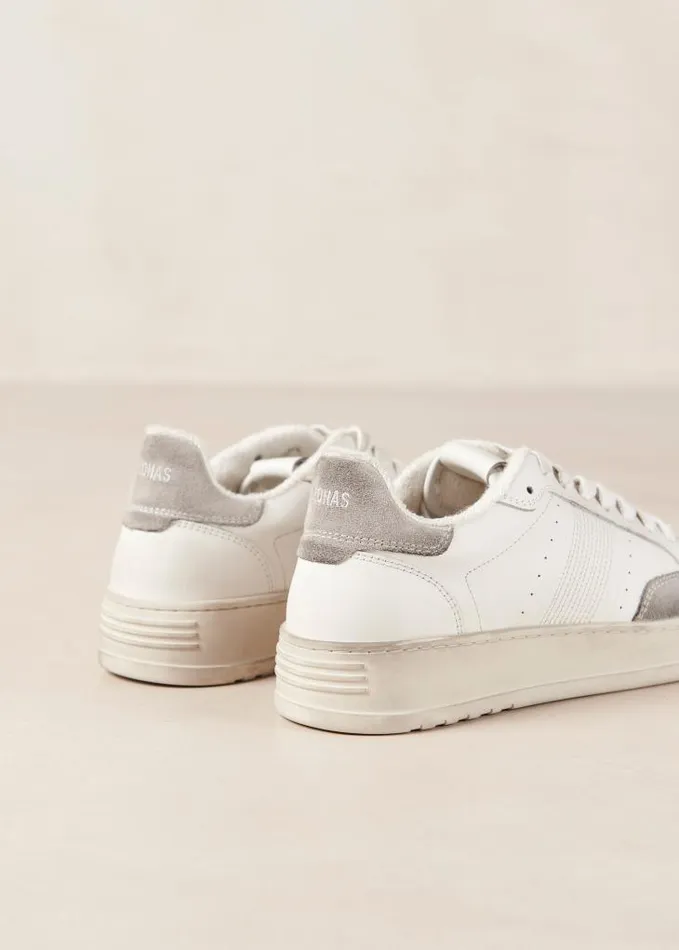 ALOHAS Sneakers Women Tb780 8211 OffWhite And Grey Distressed Sneakers