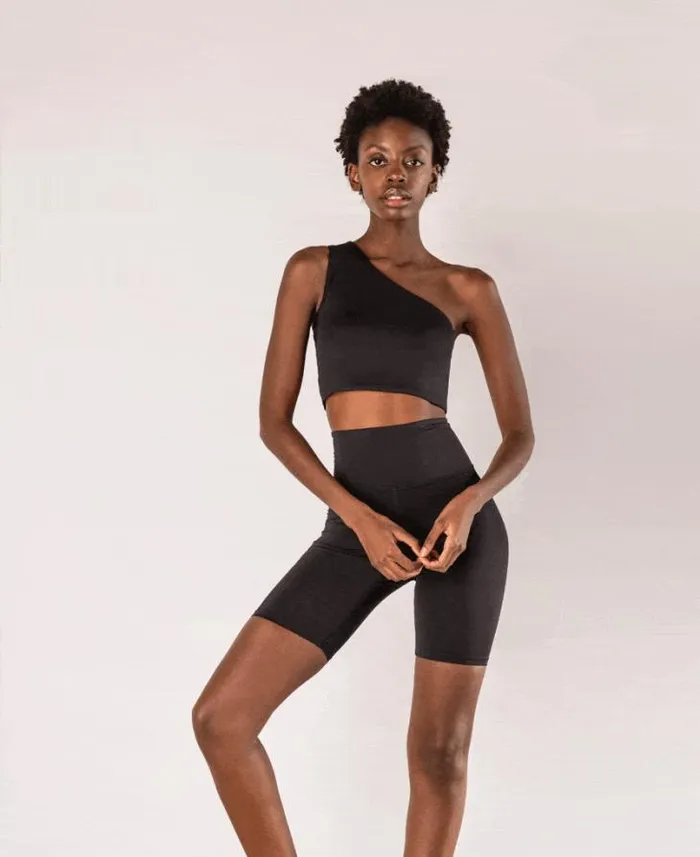ALOHAS Sportswear Women Core 8211 Black Econyl Shorts