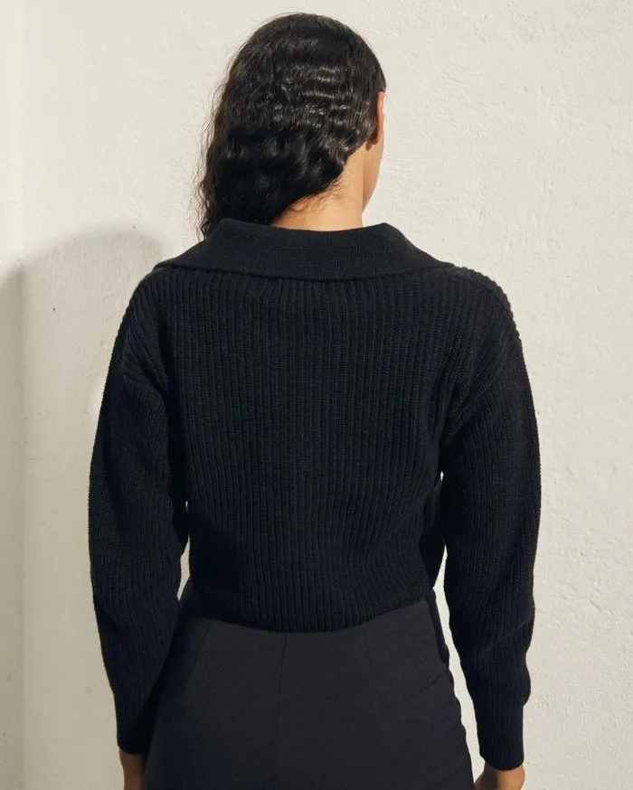 ALOHAS Sweaters and Cardigans Women Airliner 8211 Black Knit Top