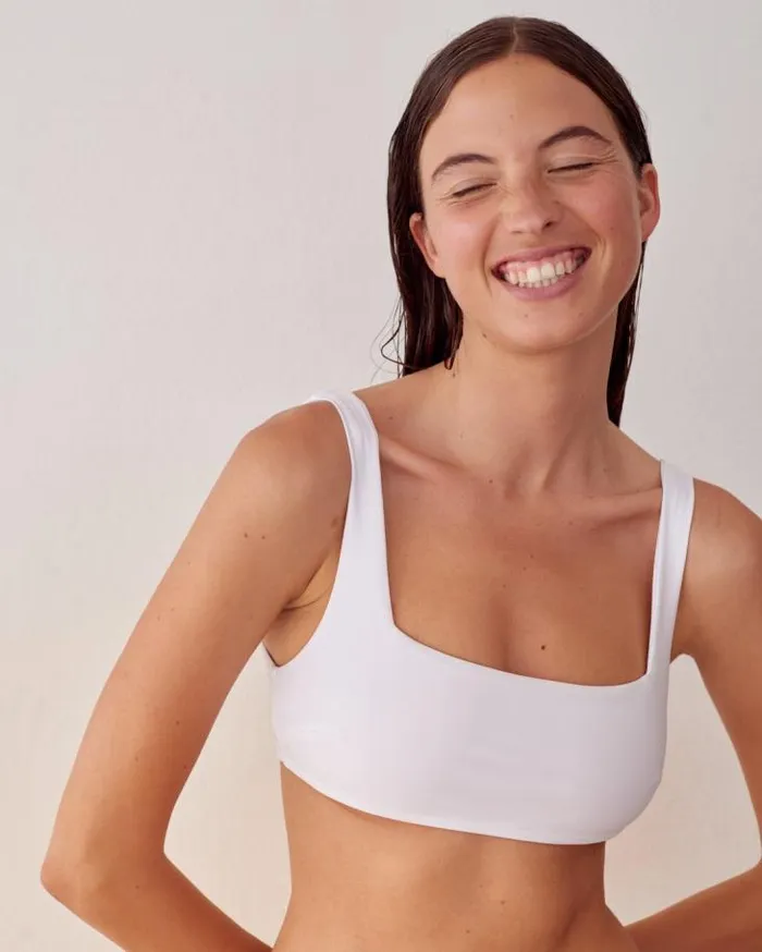 ALOHAS Swimwear Women Sporty Spice 8211 White Econyl Bikini Top