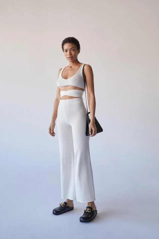 ALOHAS Tops Women Bare 8211 White Knit Top