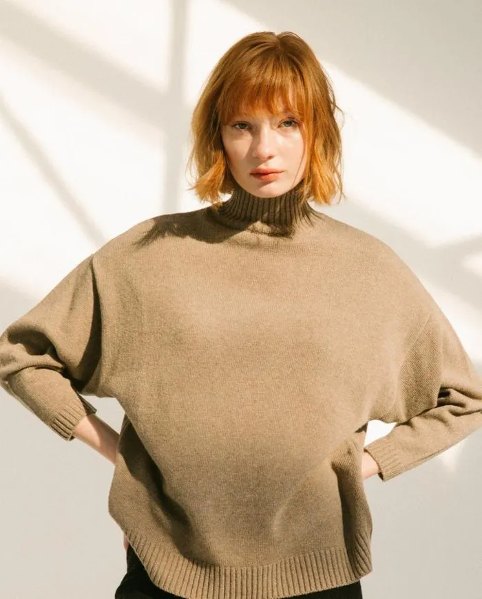 ALOHAS Tops Women Passenger 8211 Brown Knit Top