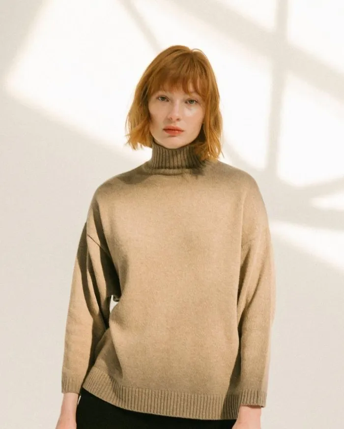 ALOHAS Tops Women Passenger 8211 Brown Knit Top