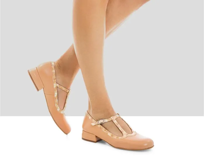 Audley Shoes Low Heel Leather Shoe Lais Orange Women Medium Heel