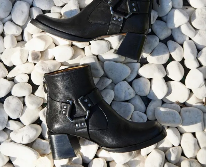 Audley Shoes Mid Heel Leather Booties Giselle Black Women Medium Heel