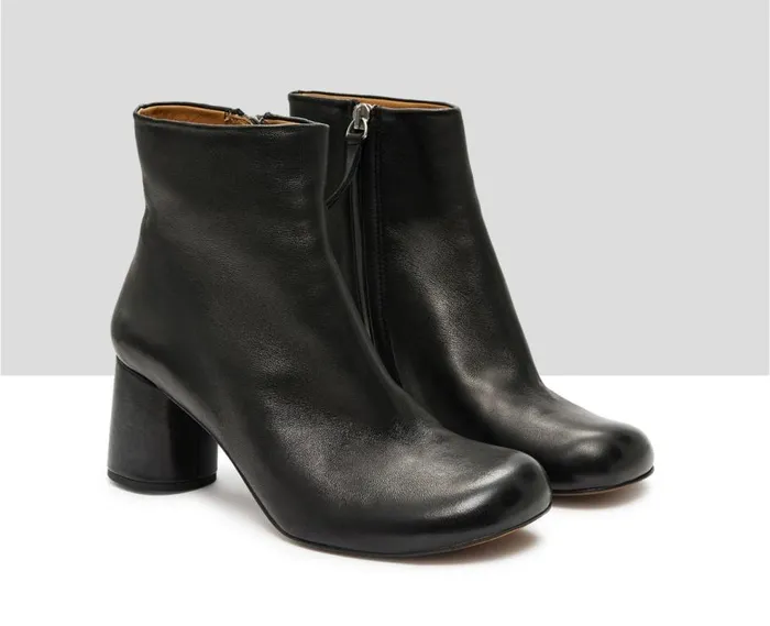 Audley Shoes Mid Heel Leather Booties Kina Black Women Medium Heel