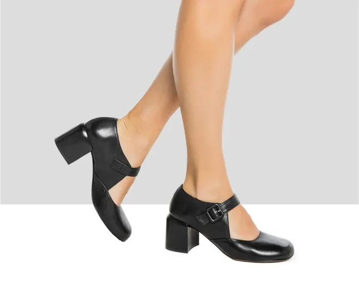 Audley Shoes Mid Heel Leather Shoe Iana Black Women Medium Heel