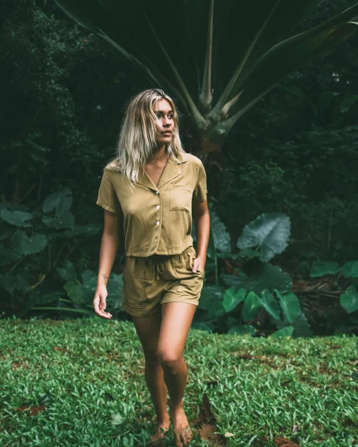 Body Glove New Arrivals Just Be You ButtonUp Shirt 8211 Sand 8211 Women